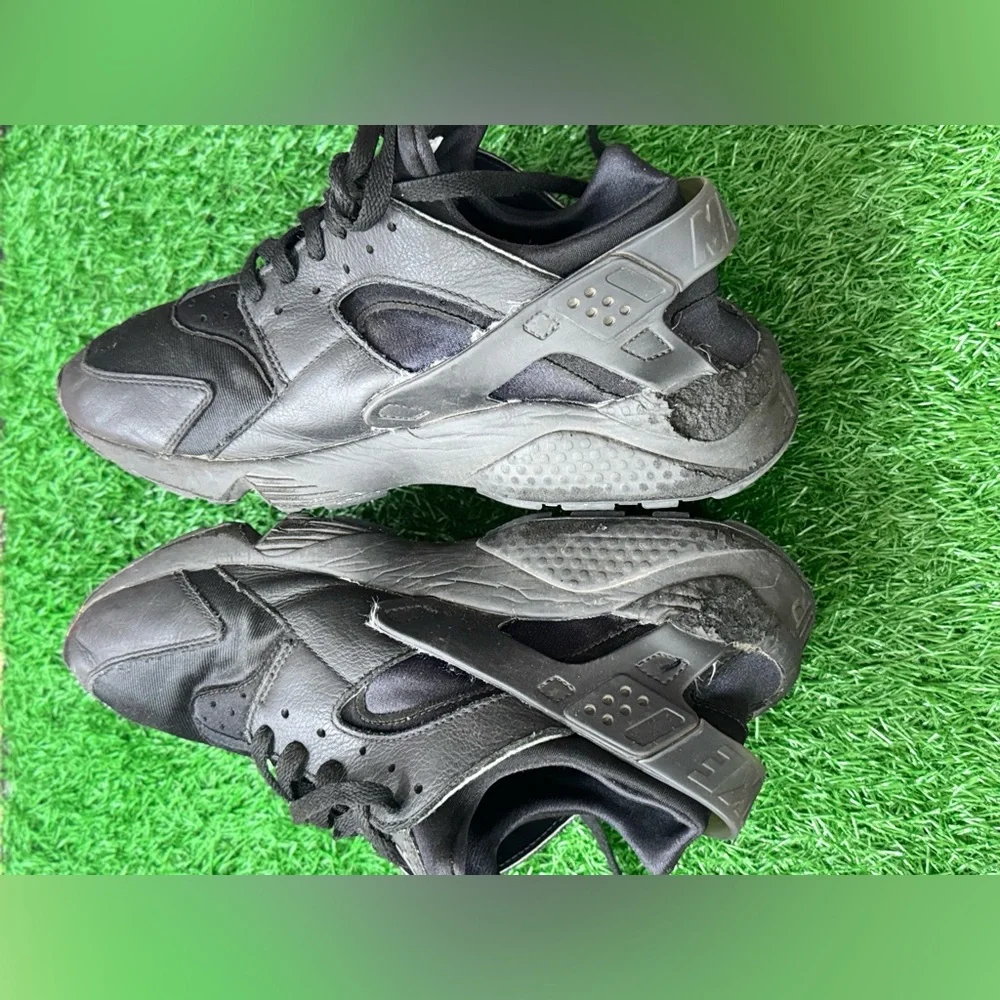 Nike Air Huarache Triple Black (2021) Size‎ 11